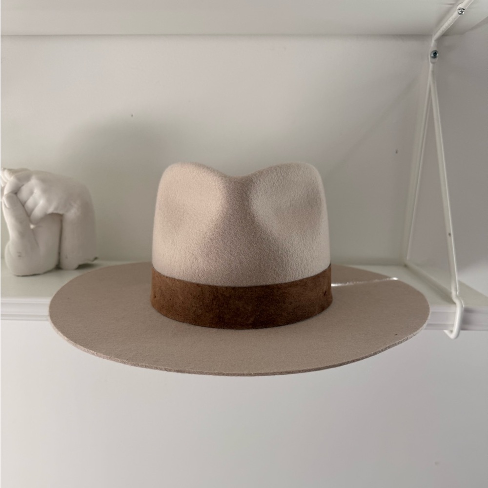 Gigi Pip 100% Wool Wide Brim Hat 57 S/M Cream with Brown Band